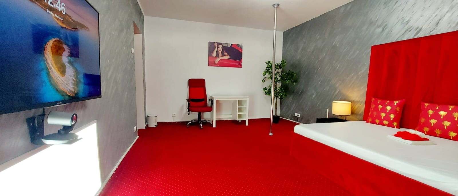 Vânzare Studio Videochat cu 4 camere active în București – Unirii