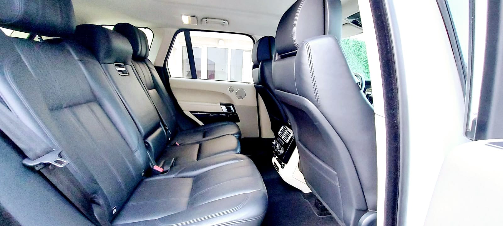 Land Rover – Range Rover Vogue 2015, 3.0 Benzina, 340cp