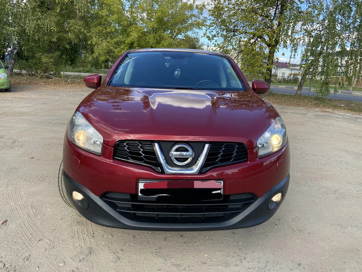 Vand Nisan Quaschai 3500 EURO