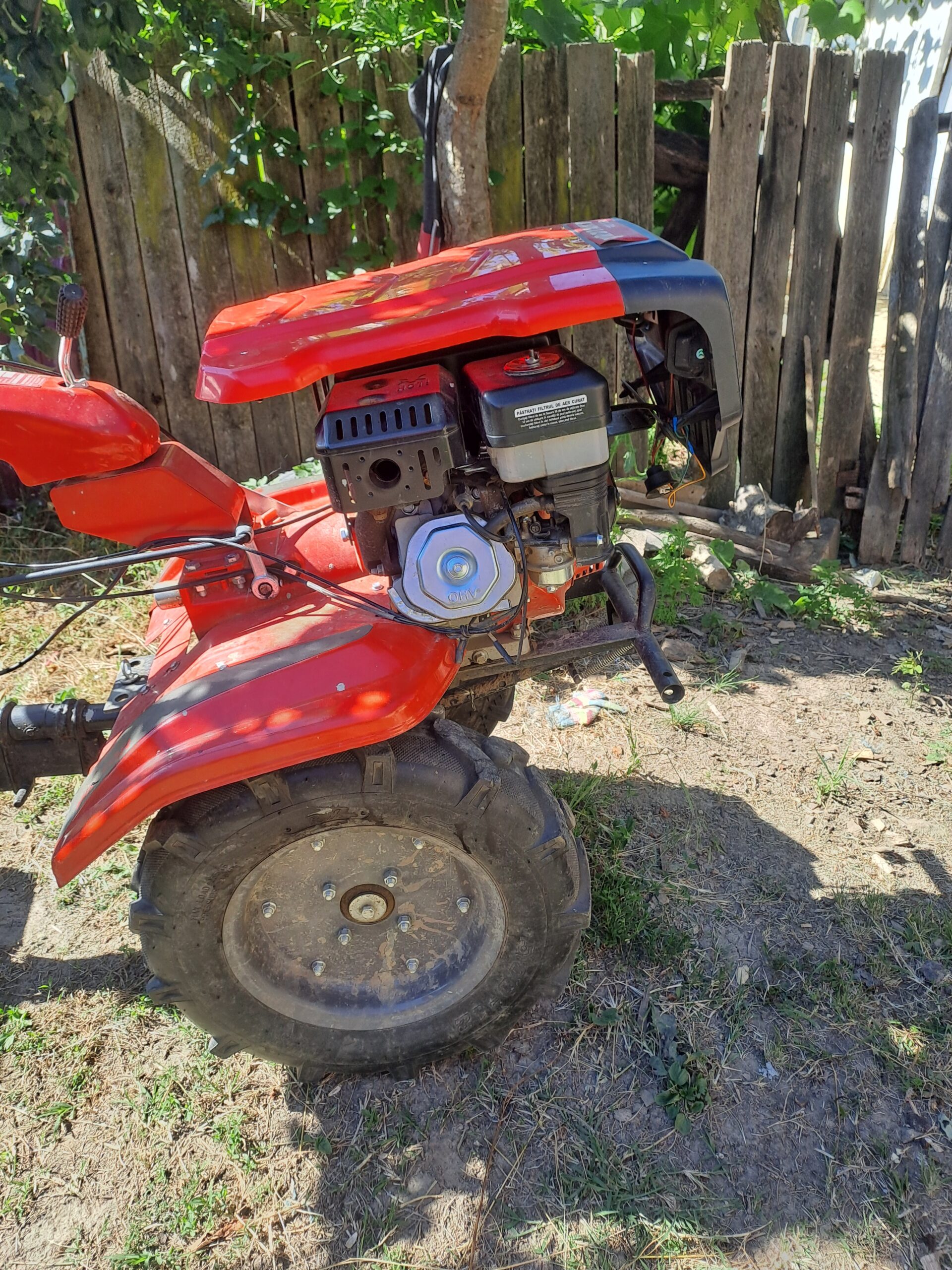 Motocultor