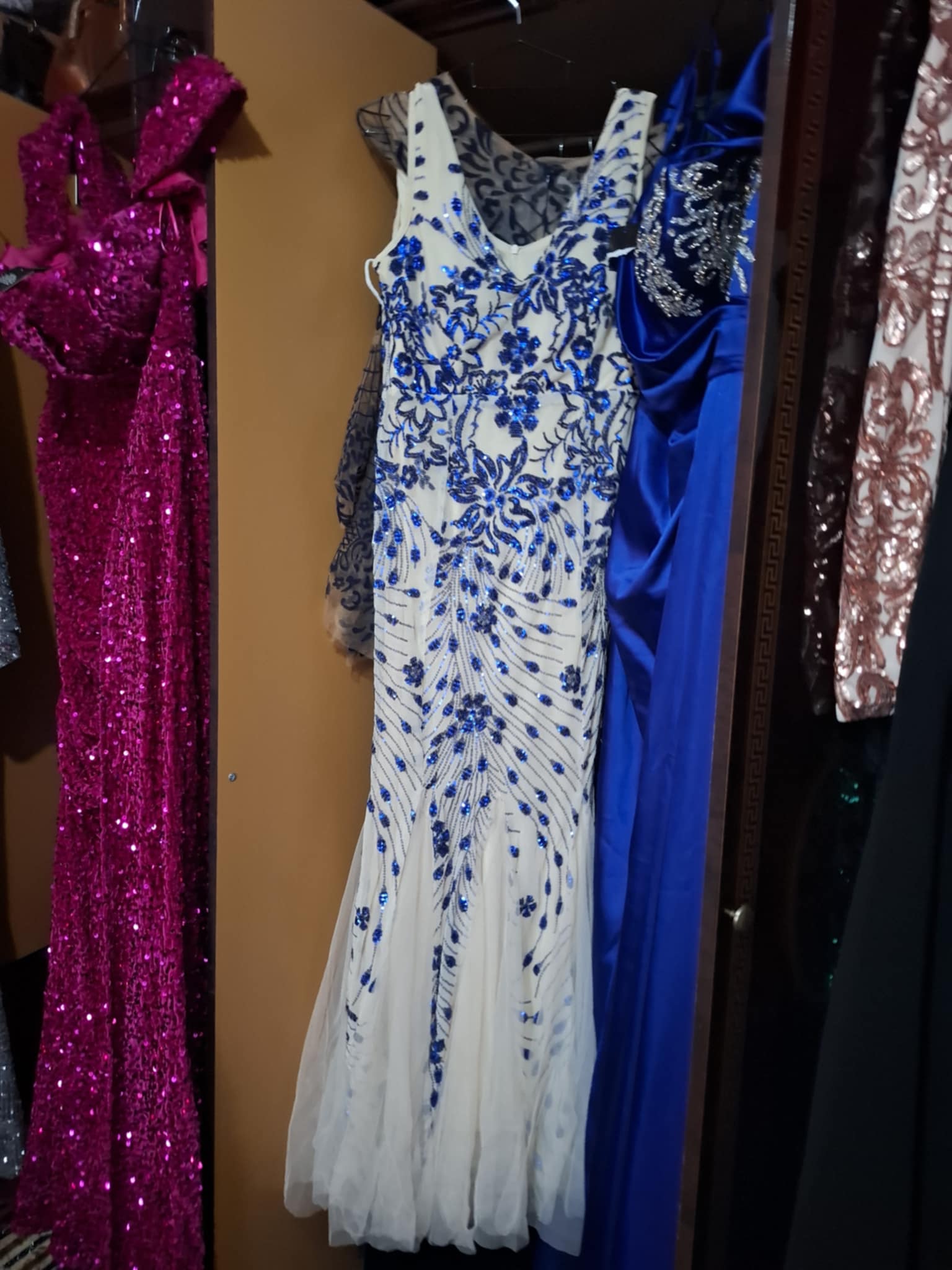 Rochii de evenimente și seara