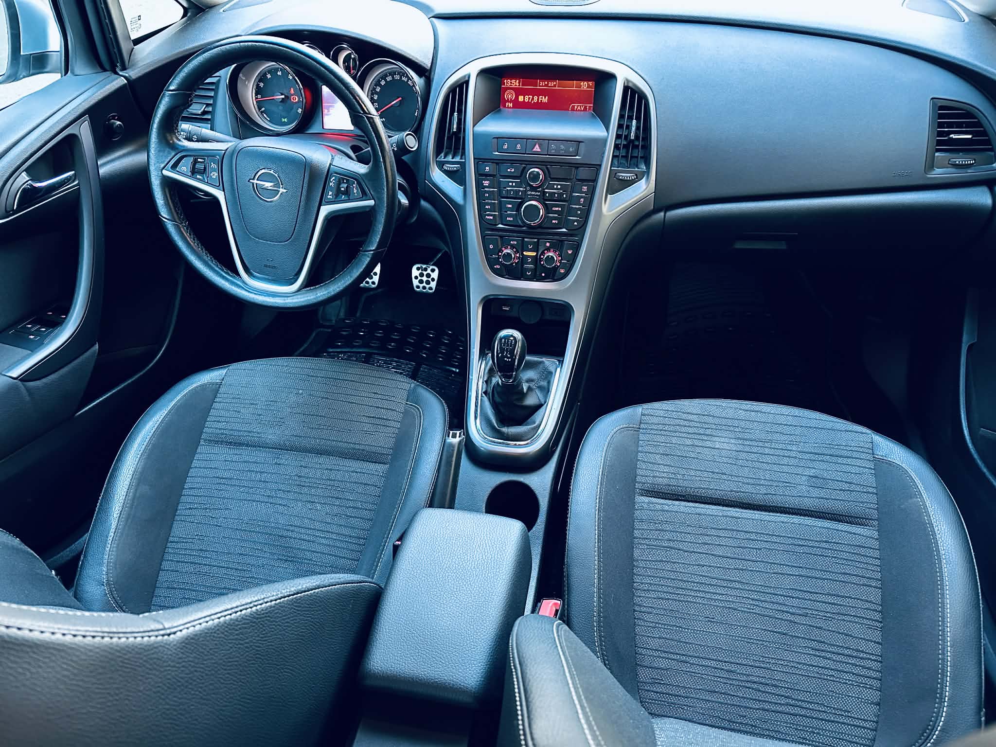 Opel Astra 2017 ~ 32000Km ~ 1.6Benzina Euro 6 ~ Clima Pilot