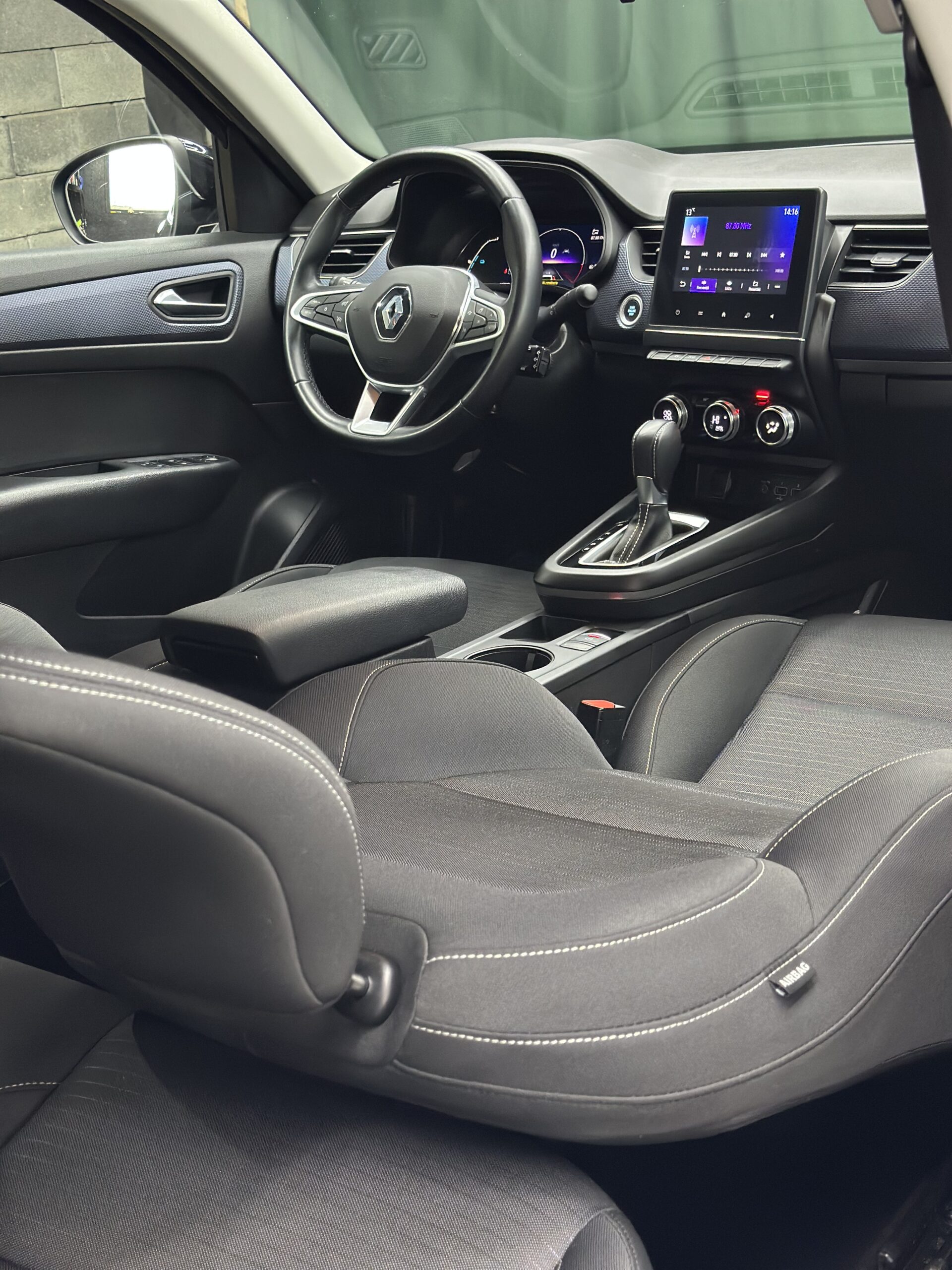 Renault Arkana Hybrid 2023