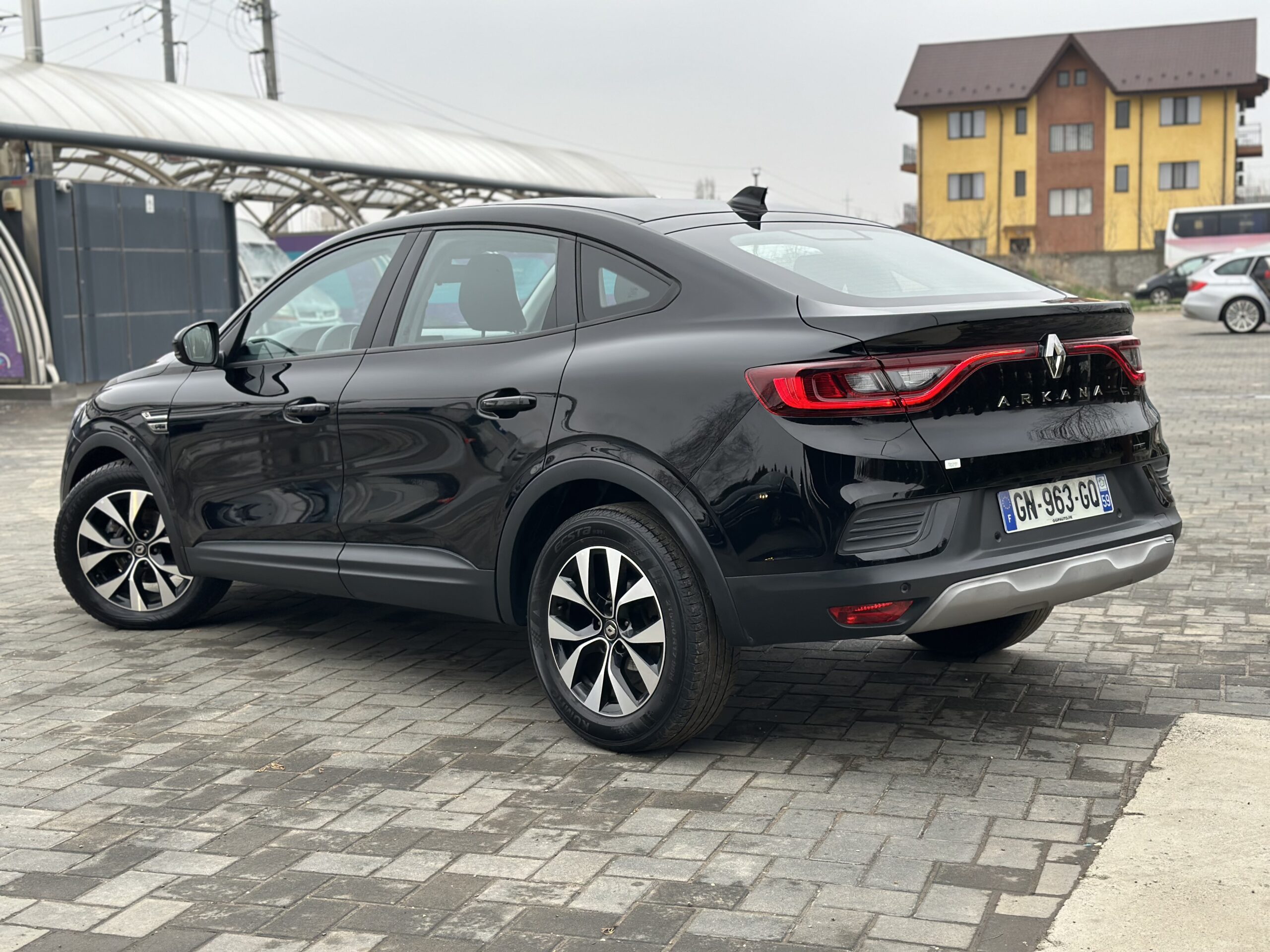 Renault Arkana Hybrid 2023