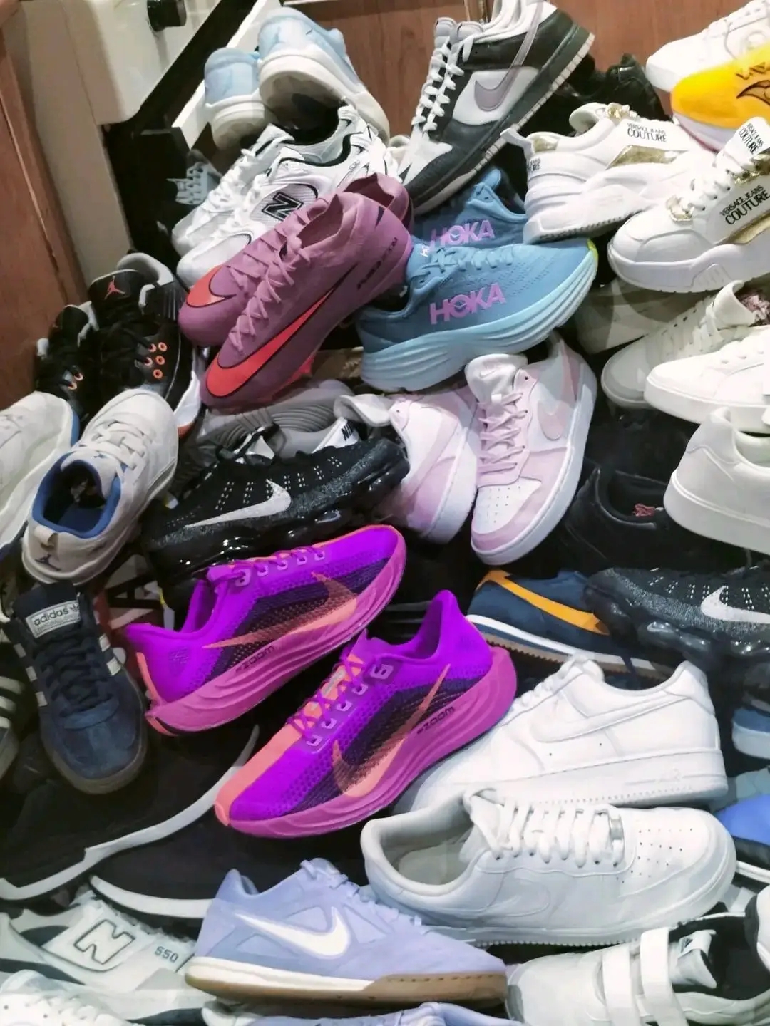 Adidasi Second Hand