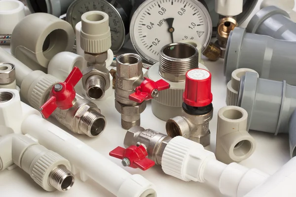Reparatii tevi de plumb – Instalatii tehnico-sanitare